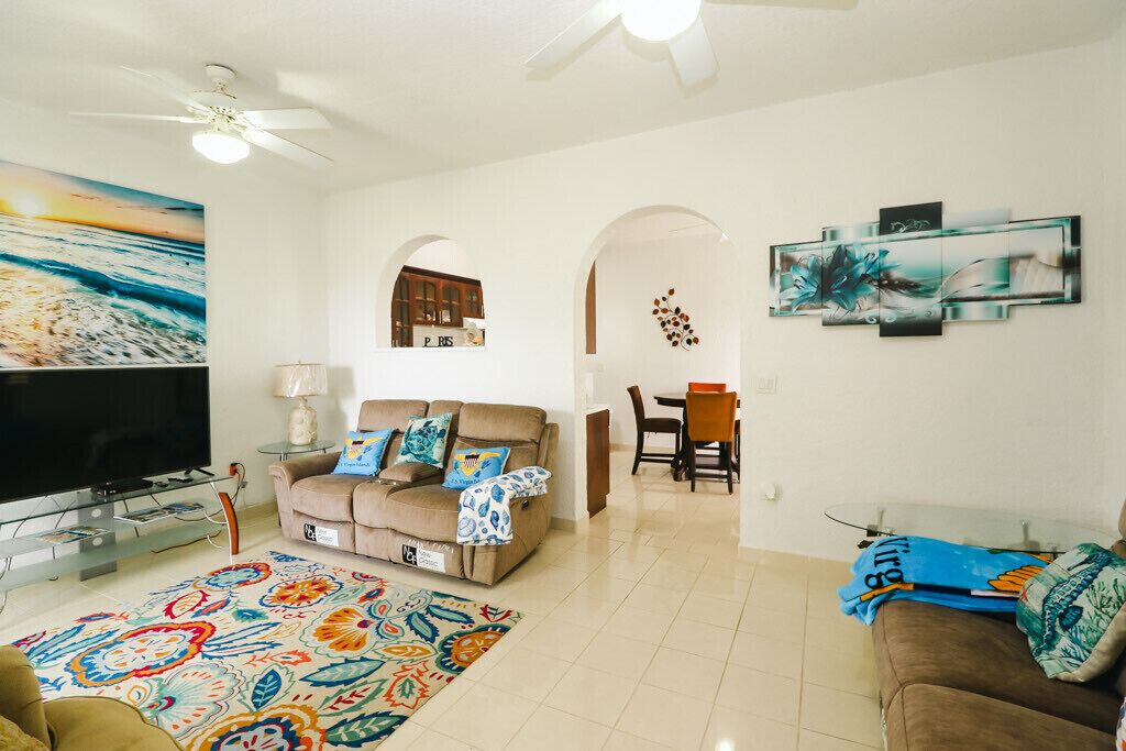Photo of Livingroom in Estate Hope West