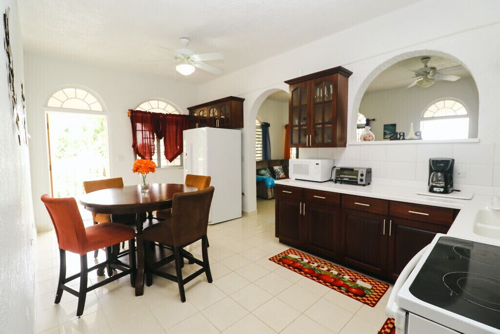 Photo of Kitchen in Estate Hope West