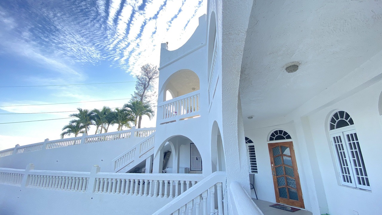 Photo of Outdoor in Estate Hope West