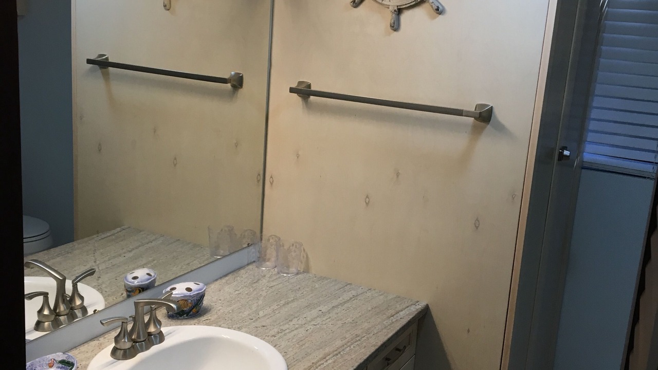 Photo of Bathroom in Red Hook