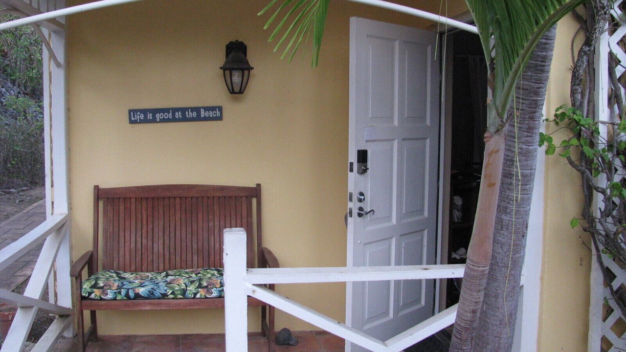 Photo of Patio Balcony in Estate Teague Bay