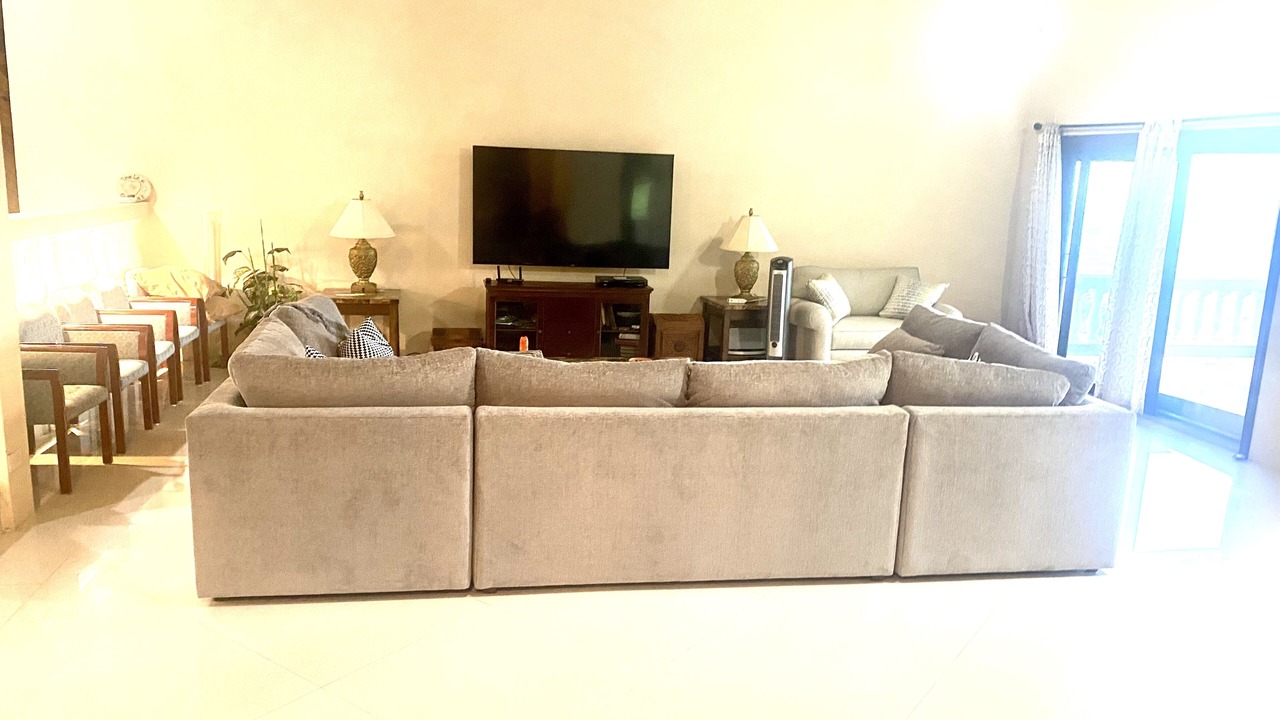 Photo of Livingroom in Estate Bonne Resolution