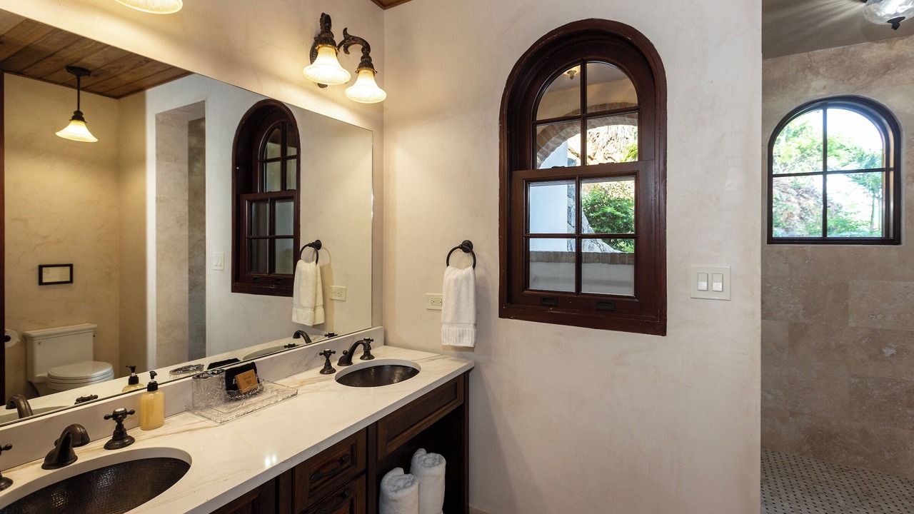 Photo of Bathroom in Ditleff Point