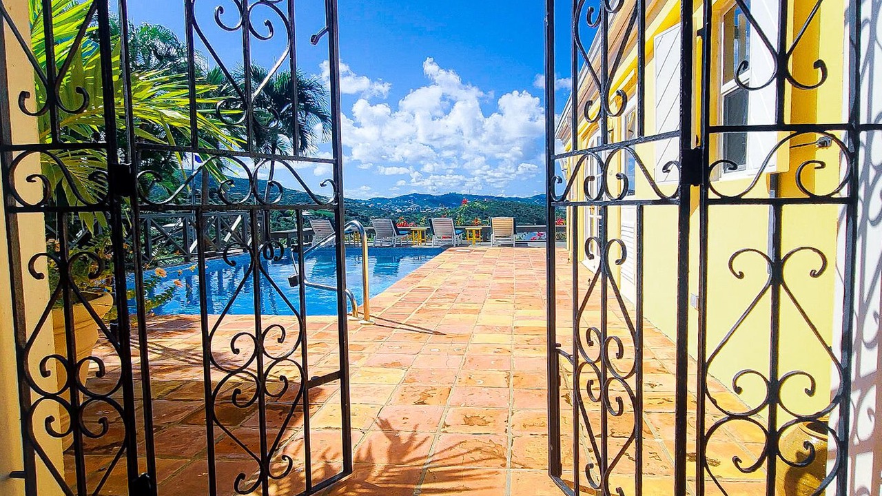 Photo of Patio Balcony in Estate Boetzberg
