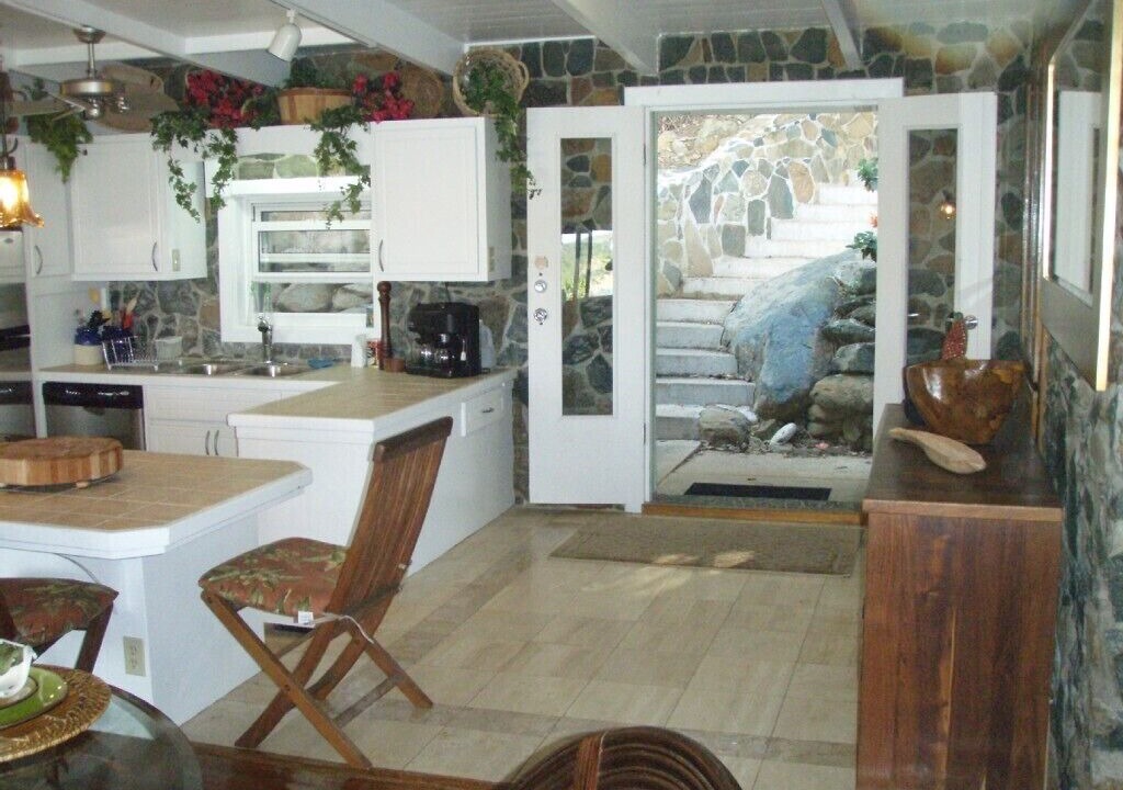 Photo of Others in Estate Caret Bay