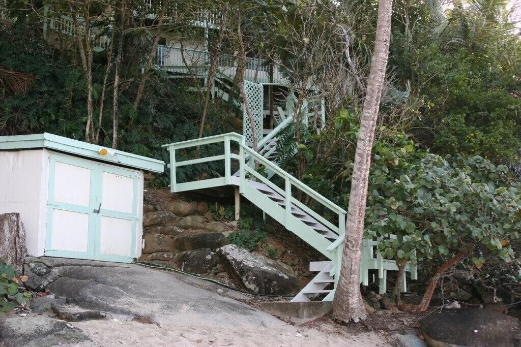 Photo of Others in Estate Caret Bay