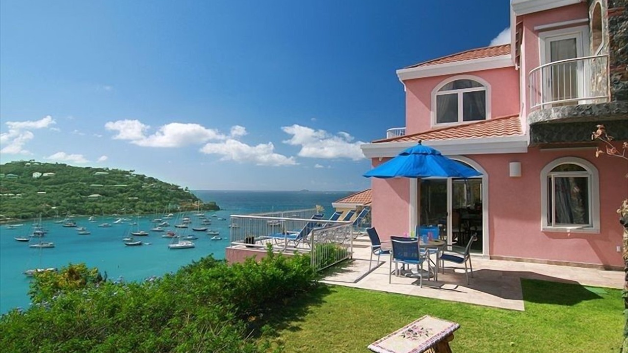 Photo of Outdoor in Great Cruz Bay