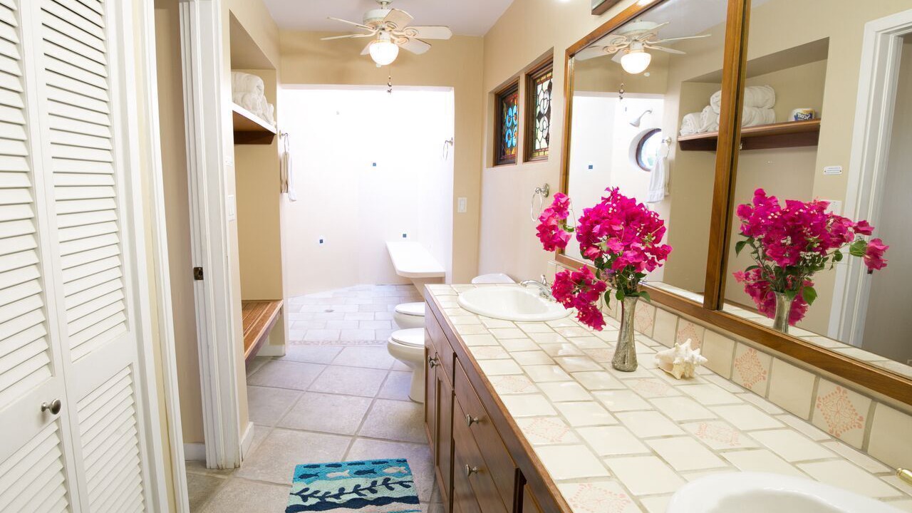 Photo of Bathroom in Estate Rendezvous and Ditlef
