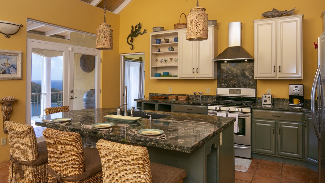 Photo of Kitchen in Point Rendezvous