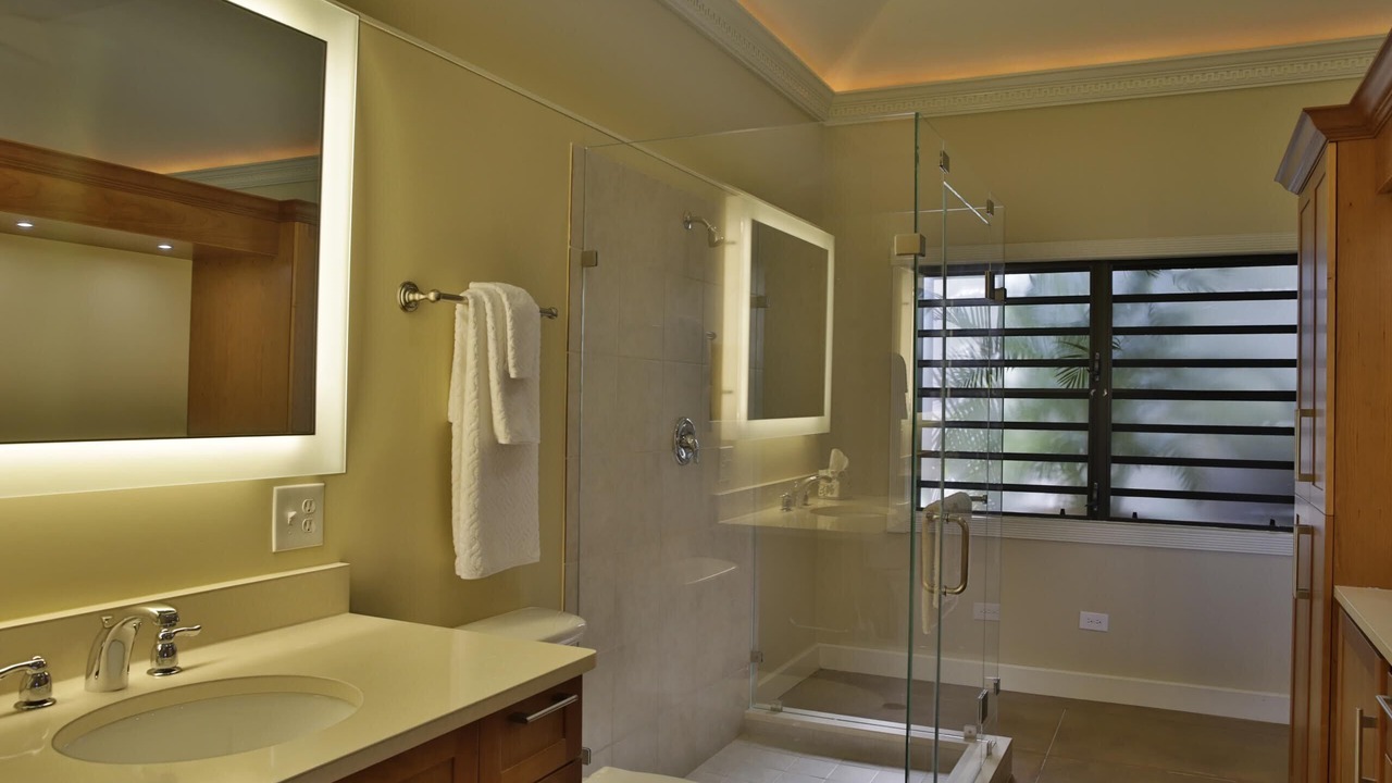 Photo of Bathroom in Green Cay Plantation