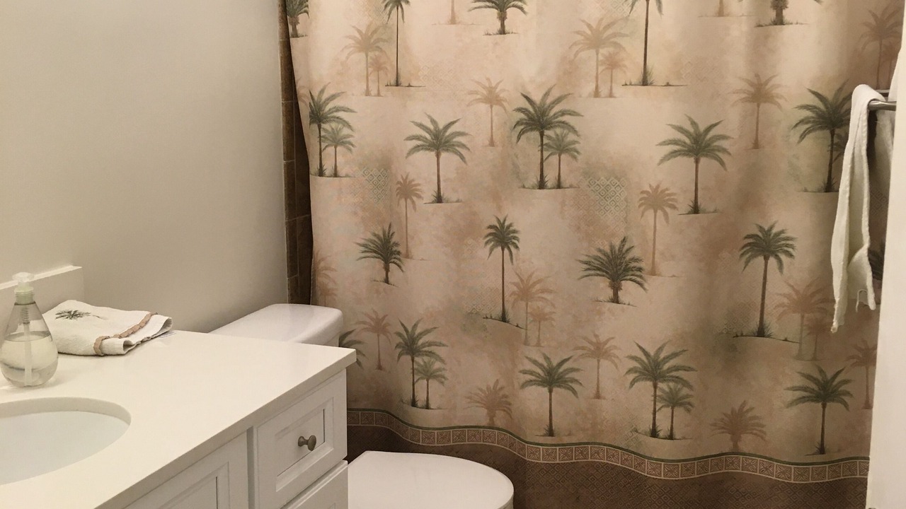 Photo of Bathroom in Estate Salt River