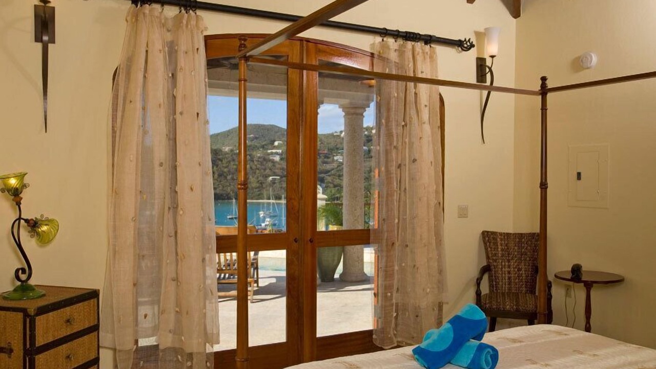 Photo of Bedroom in Great Cruz Bay