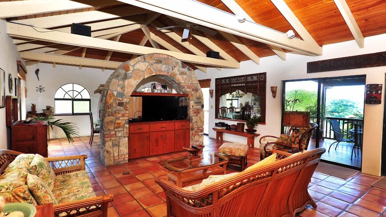 Photo of Livingroom in Estate Emmaus