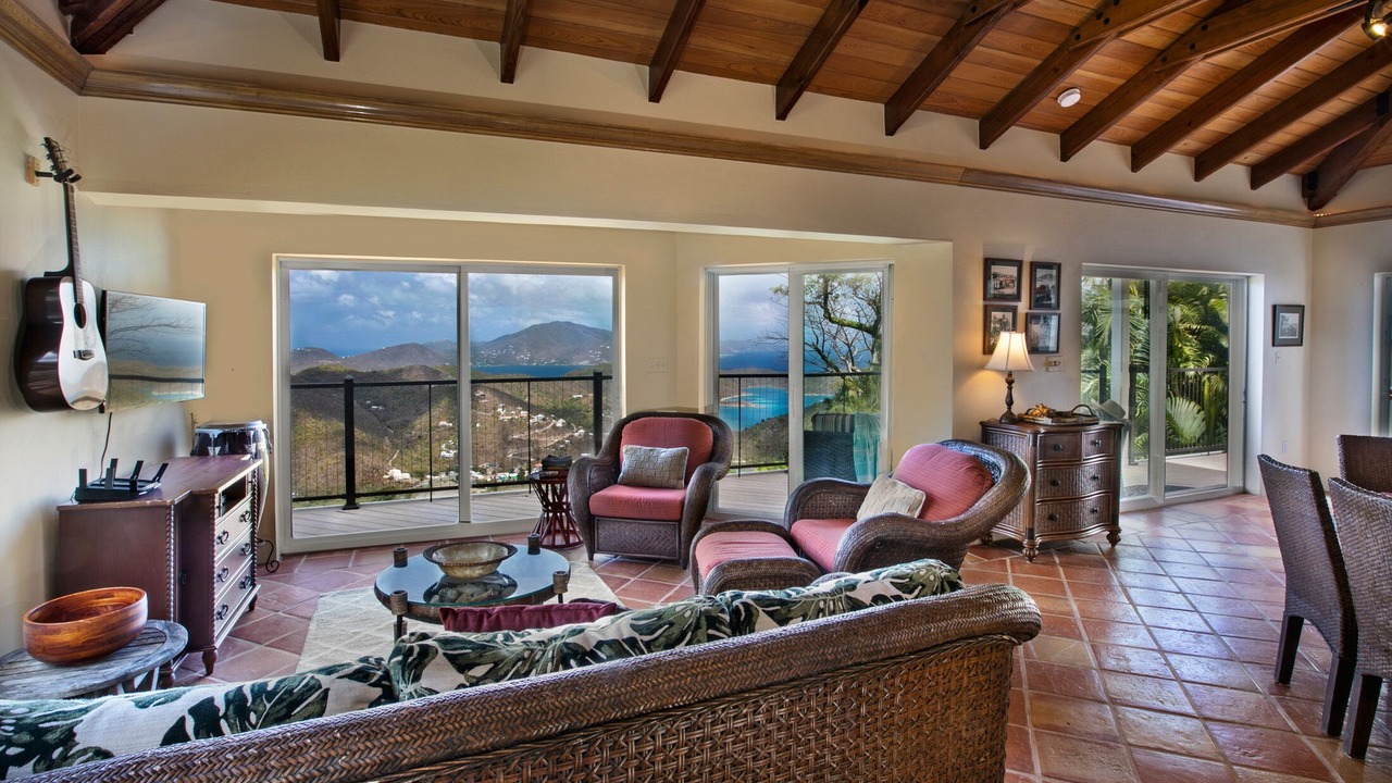 Photo of Livingroom in Estate Emmaus
