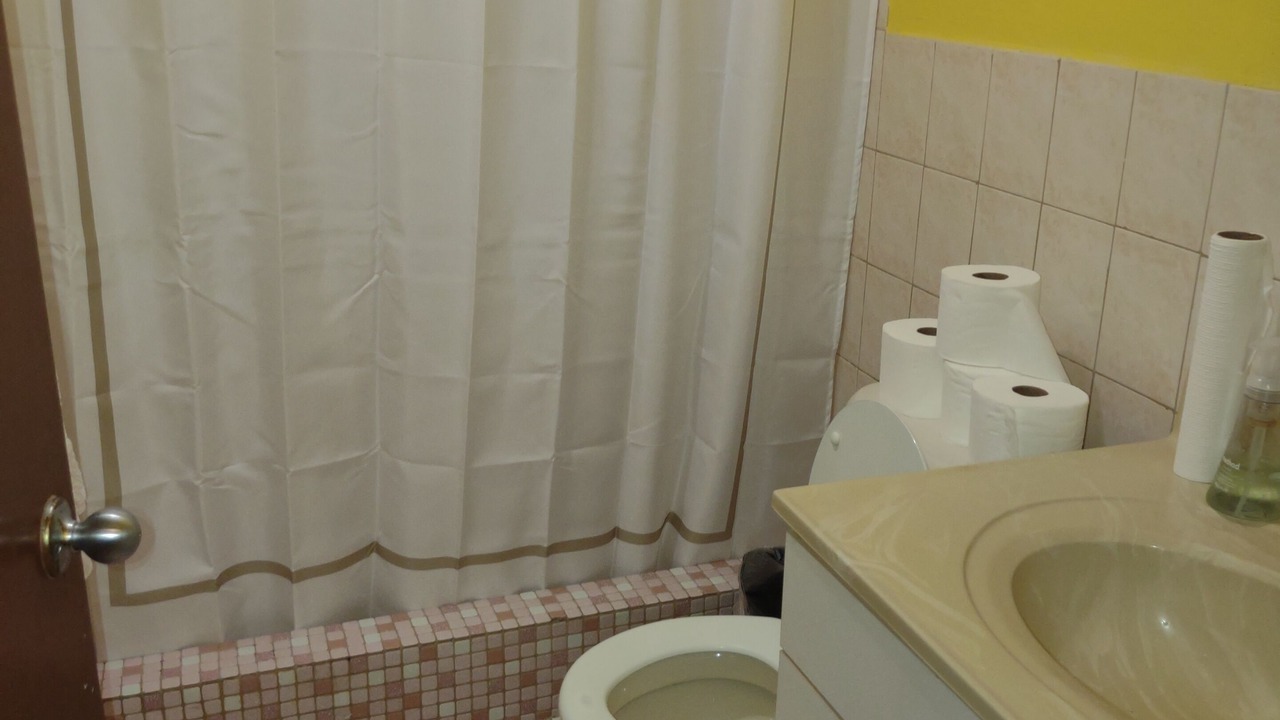 Photo of Bathroom in Estate Hermon Hill