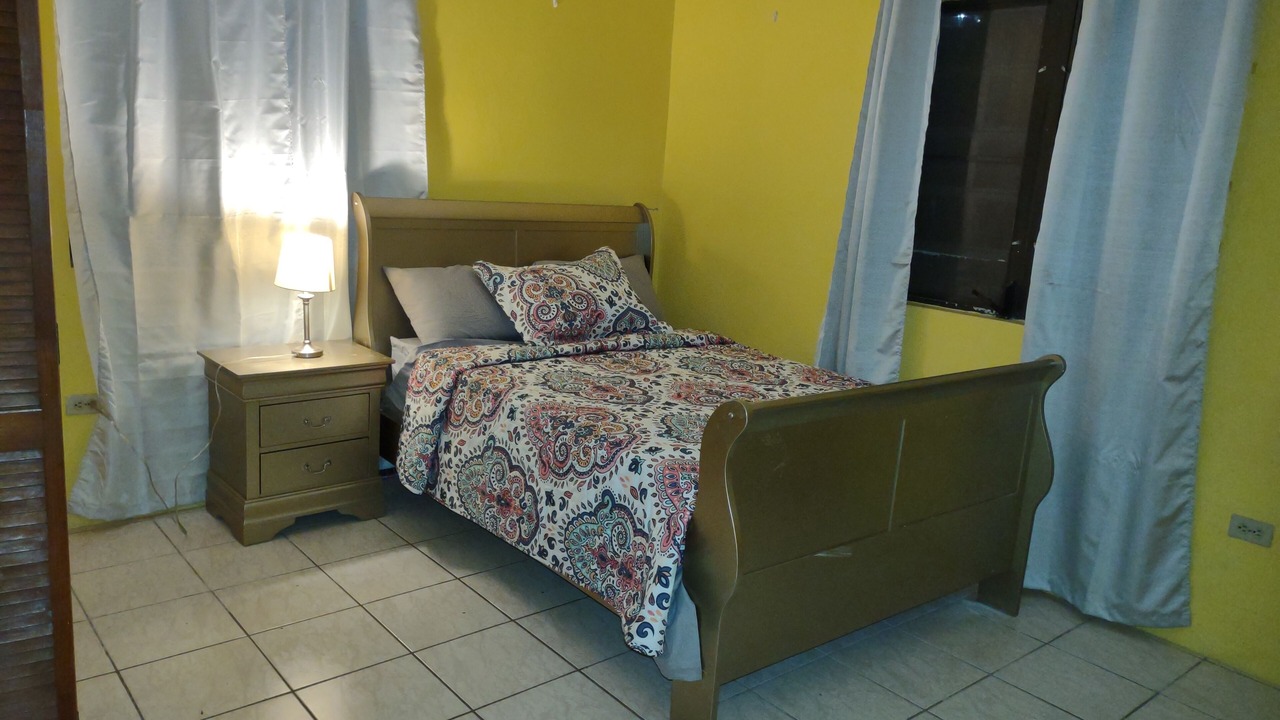 Photo of Bedroom in Estate Hermon Hill