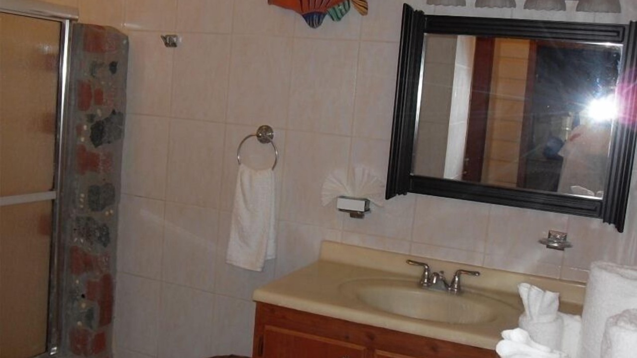 Photo of Bathroom in Estate Rendezvous and Ditlef