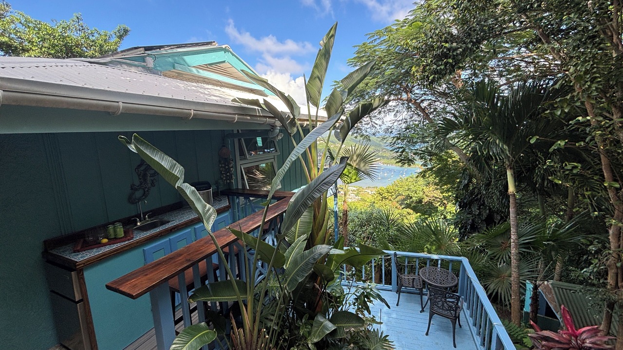 Photo of Patio Balcony in Estate Carolina