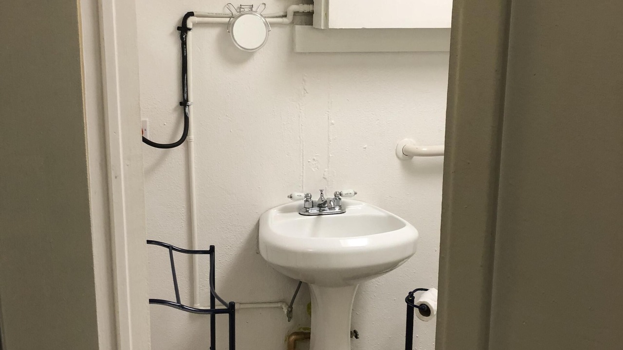 Photo of Bathroom in Carlton