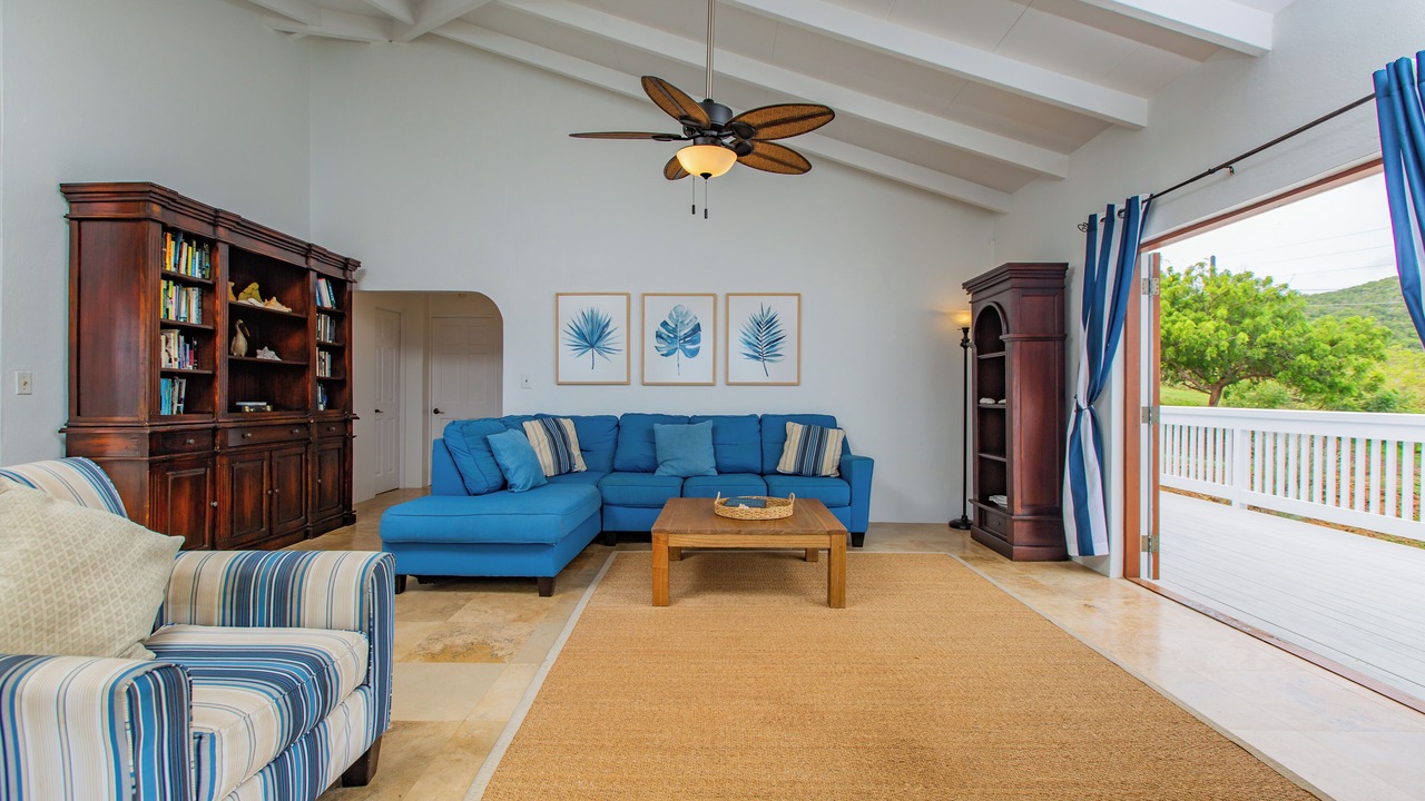 Photo of Livingroom in Teagues Bay