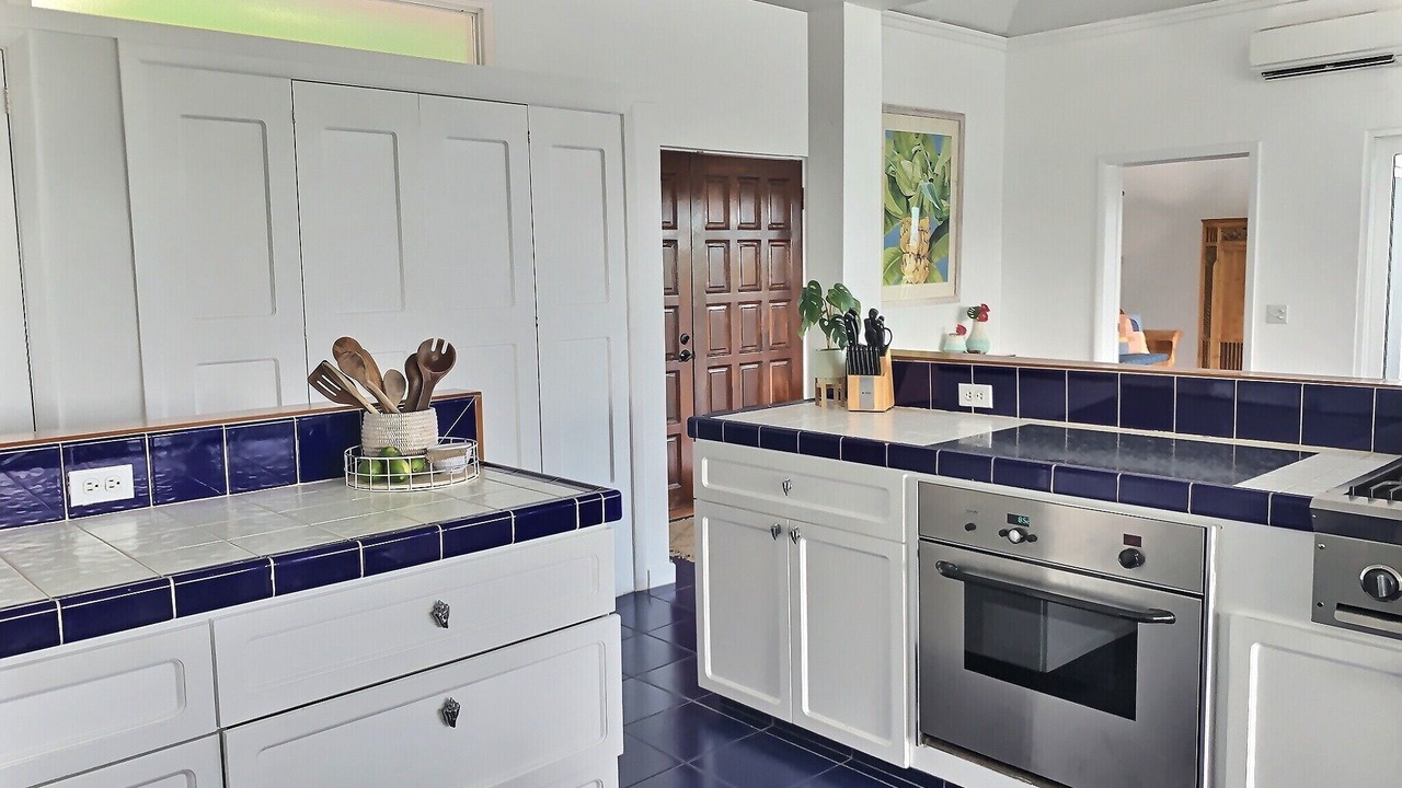 Photo of Kitchen in Hart Bay