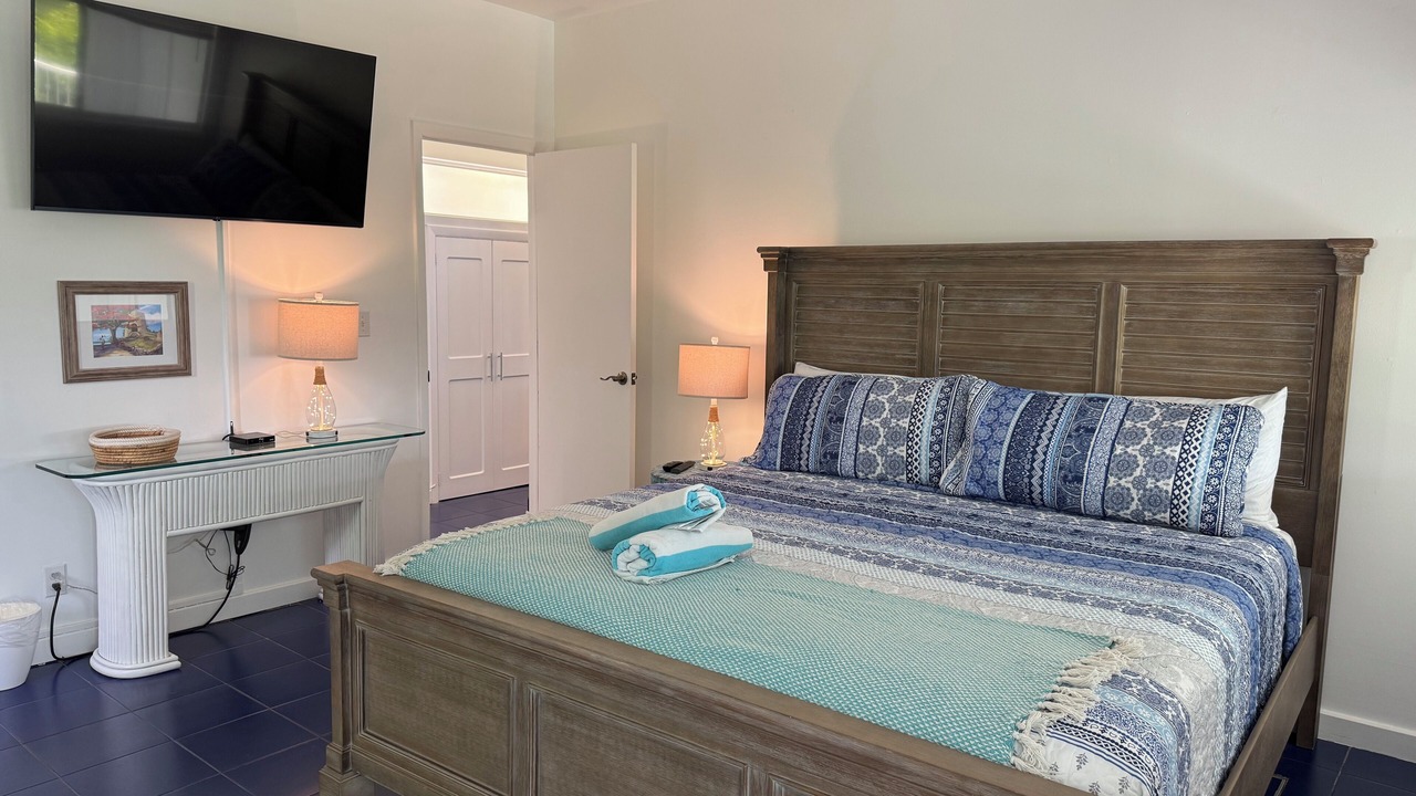 Photo of Bedroom in Hart Bay