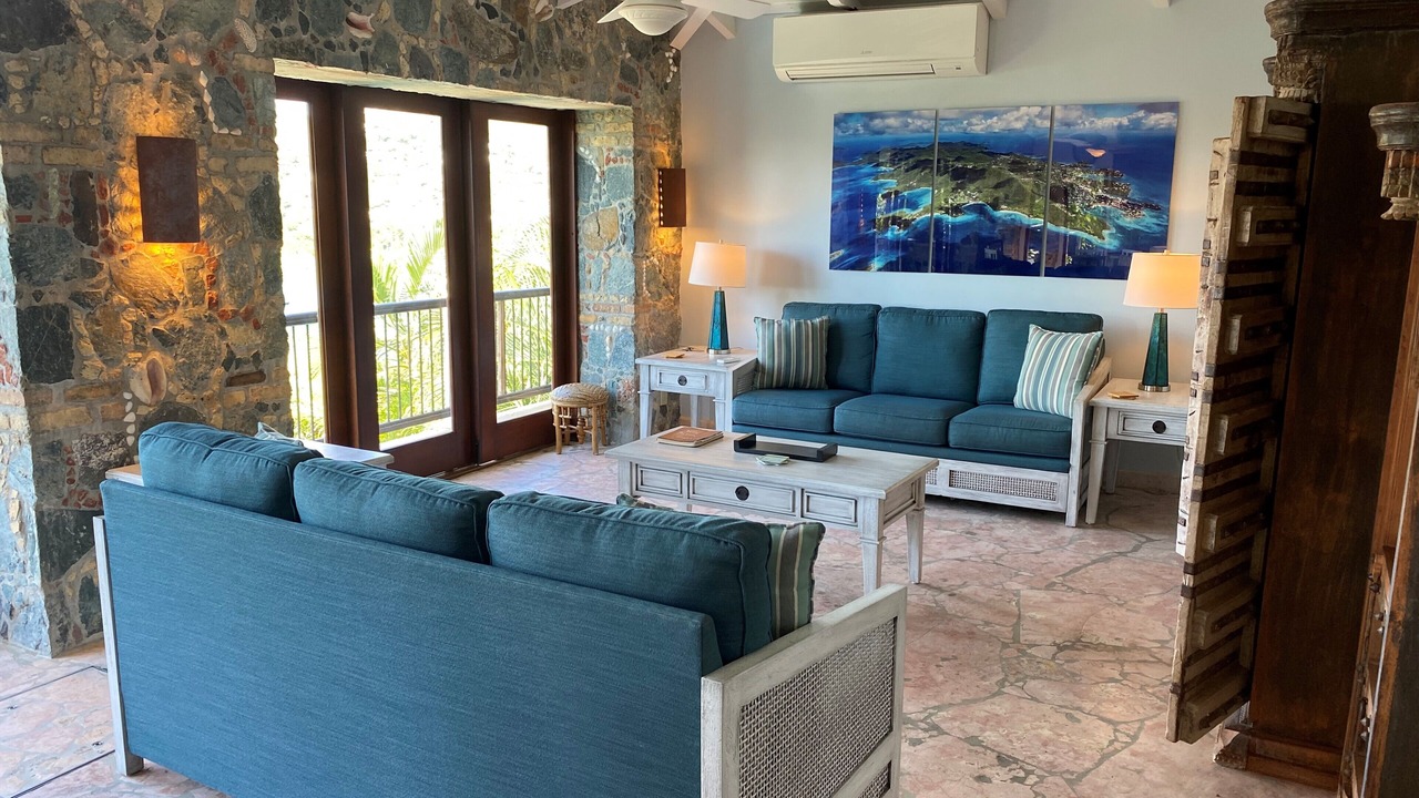Photo of Livingroom in Great Cruz Bay