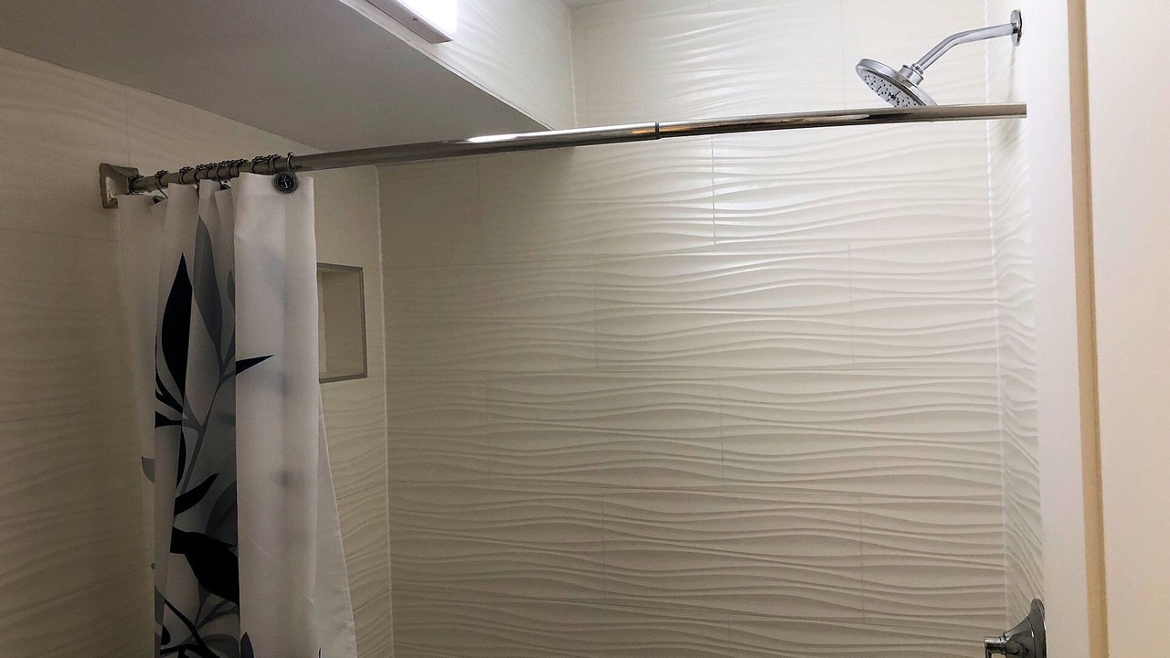 Photo of Bathroom in Estate Golden Rock