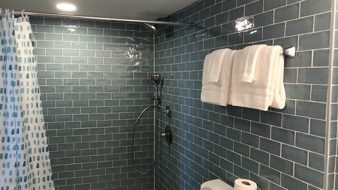 Photo of Bathroom in Estate Golden Rock