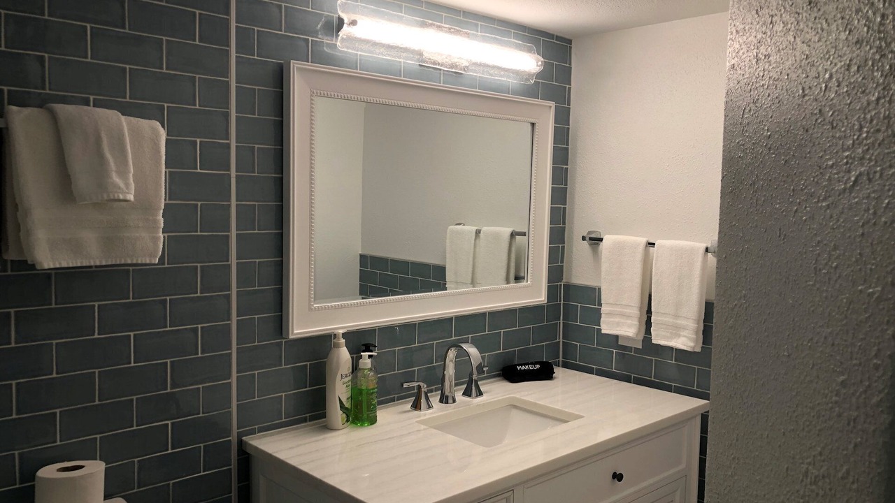 Photo of Bathroom in Estate Golden Rock