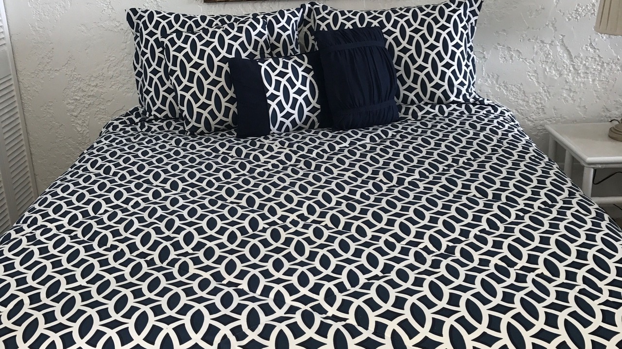 Photo of Bedroom in Red Hook