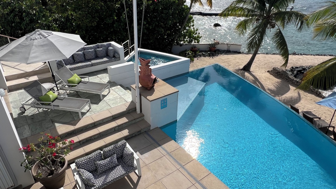 Photo of Outdoor in Cabes Point