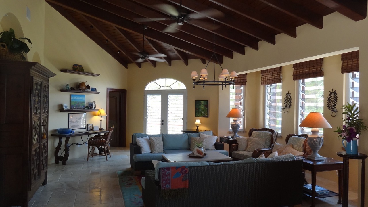 Photo of Livingroom in Estate Hansen Bay