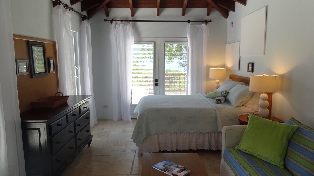 Photo of Bedroom in Estate Hansen Bay