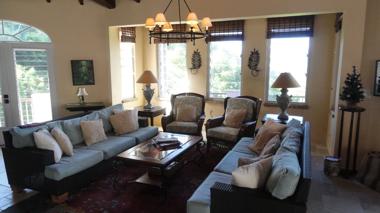 Photo of Livingroom in Estate Hansen Bay