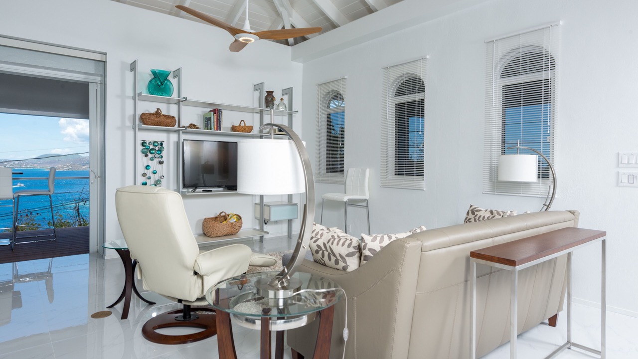 Photo of Livingroom in Contant Farms
