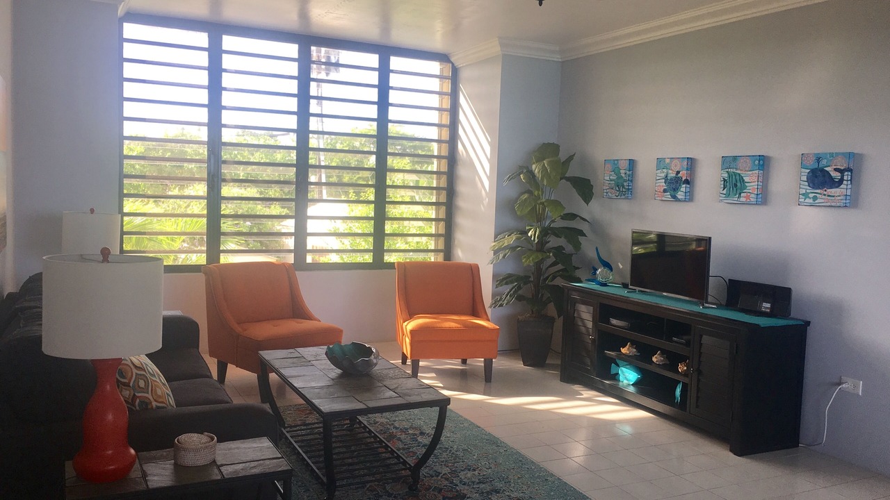 Photo of Livingroom in Estate Two Brothers