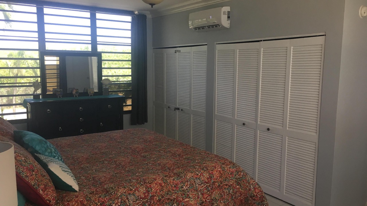Photo of Bedroom in Estate Two Brothers