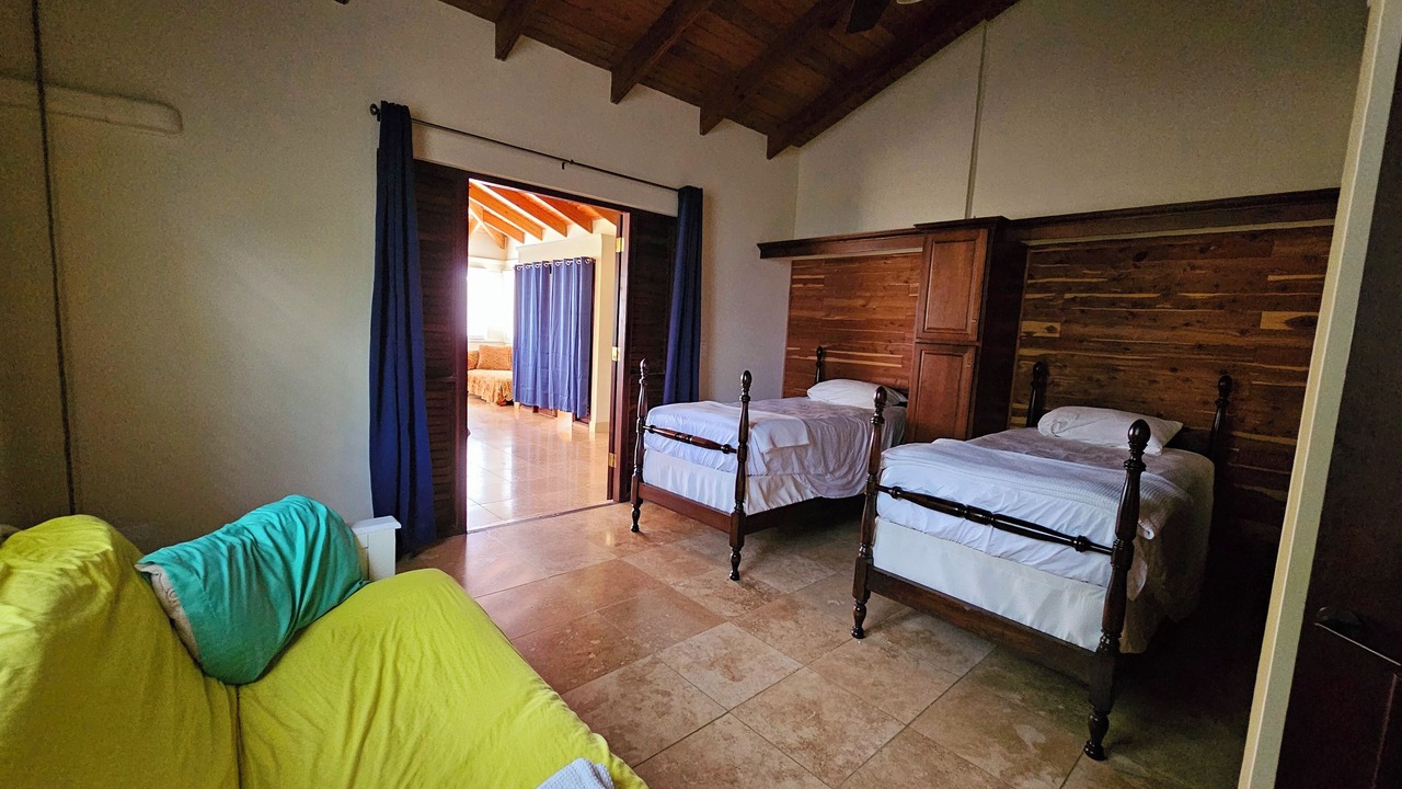Photo of Bedroom in Estate River