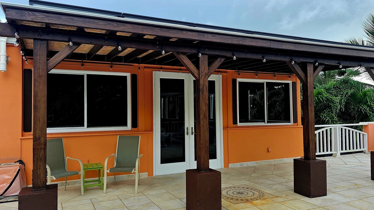 Photo of Patio Balcony in Estate River