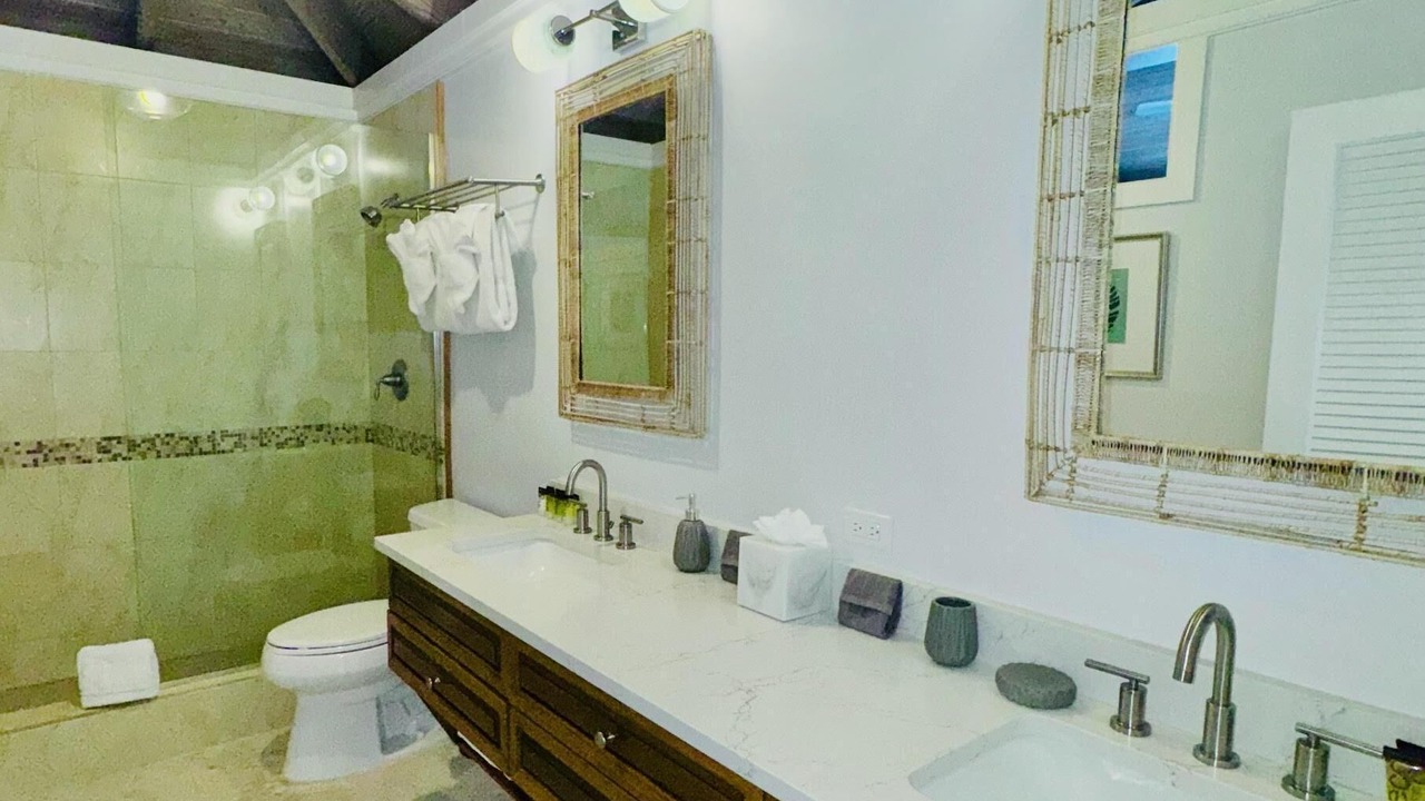 Photo of Bathroom in Estate Peterborg