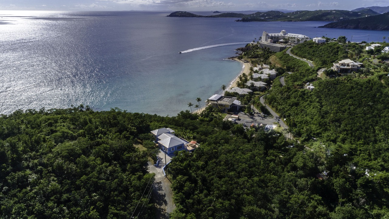 Photo of Outdoor in Estate Frenchman Bay