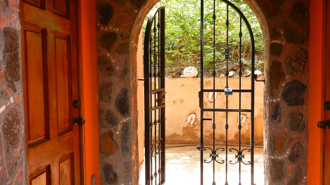 Photo of Bedroom in Estate Mandal