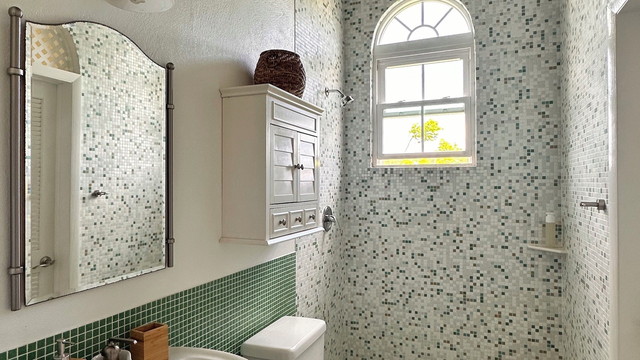 Photo of Bathroom in Red Hook