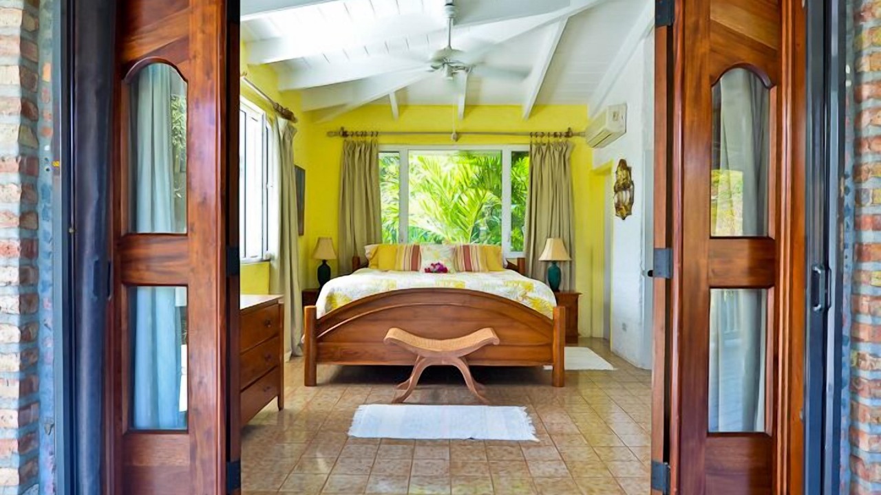 Photo of Bedroom in Hart Bay