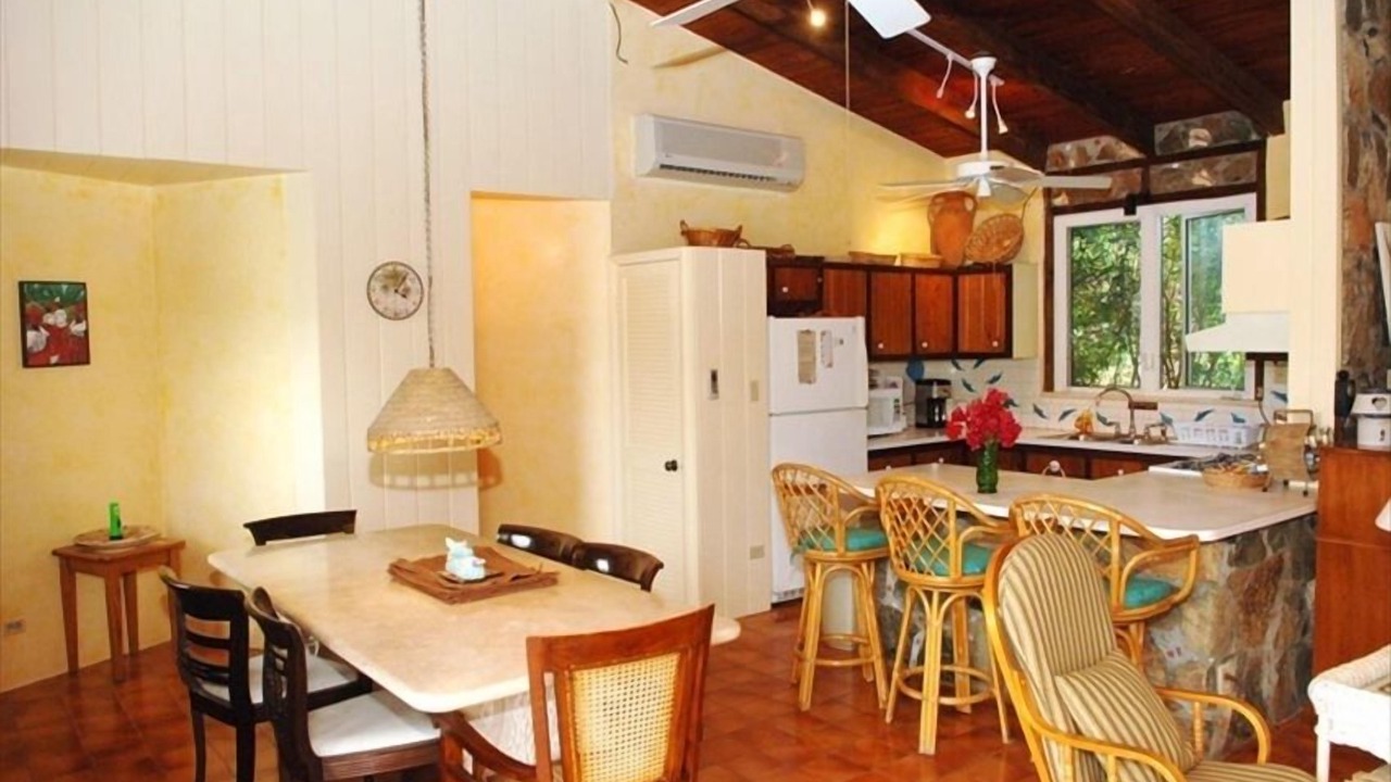 Photo of Kitchen in Hart Bay