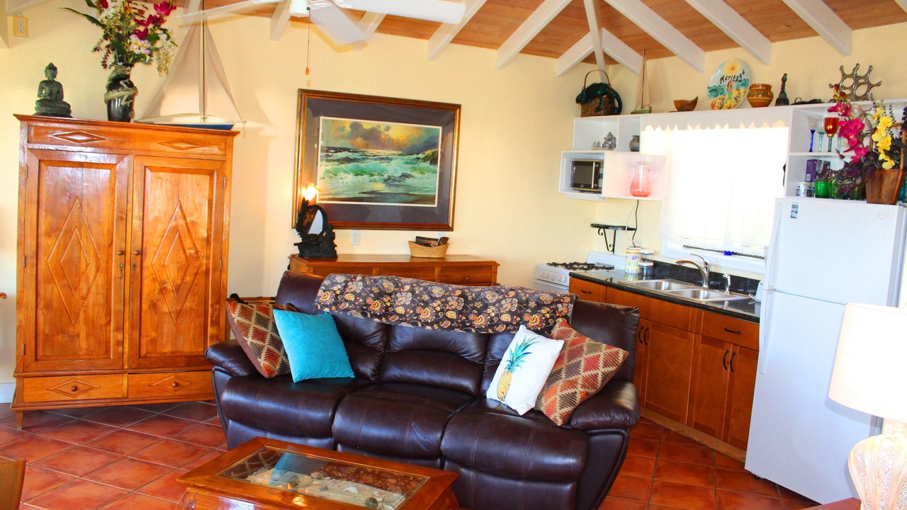 Photo of Livingroom in Hart Bay