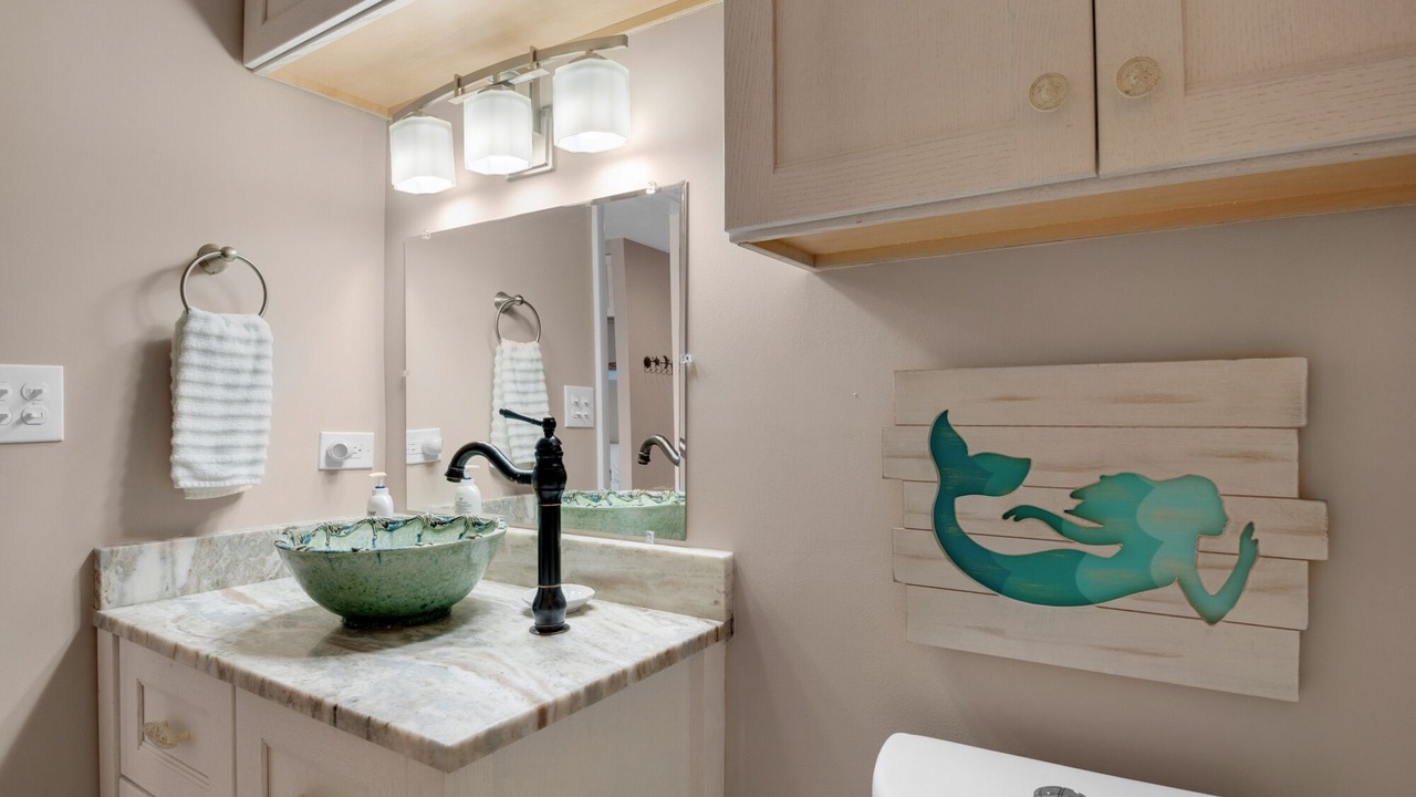 Photo of Bathroom in Red Hook