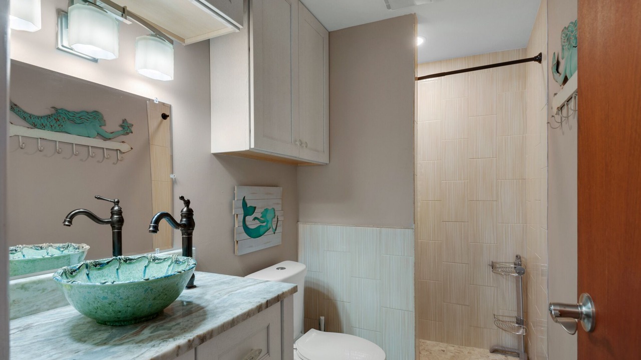 Photo of Bathroom in Red Hook