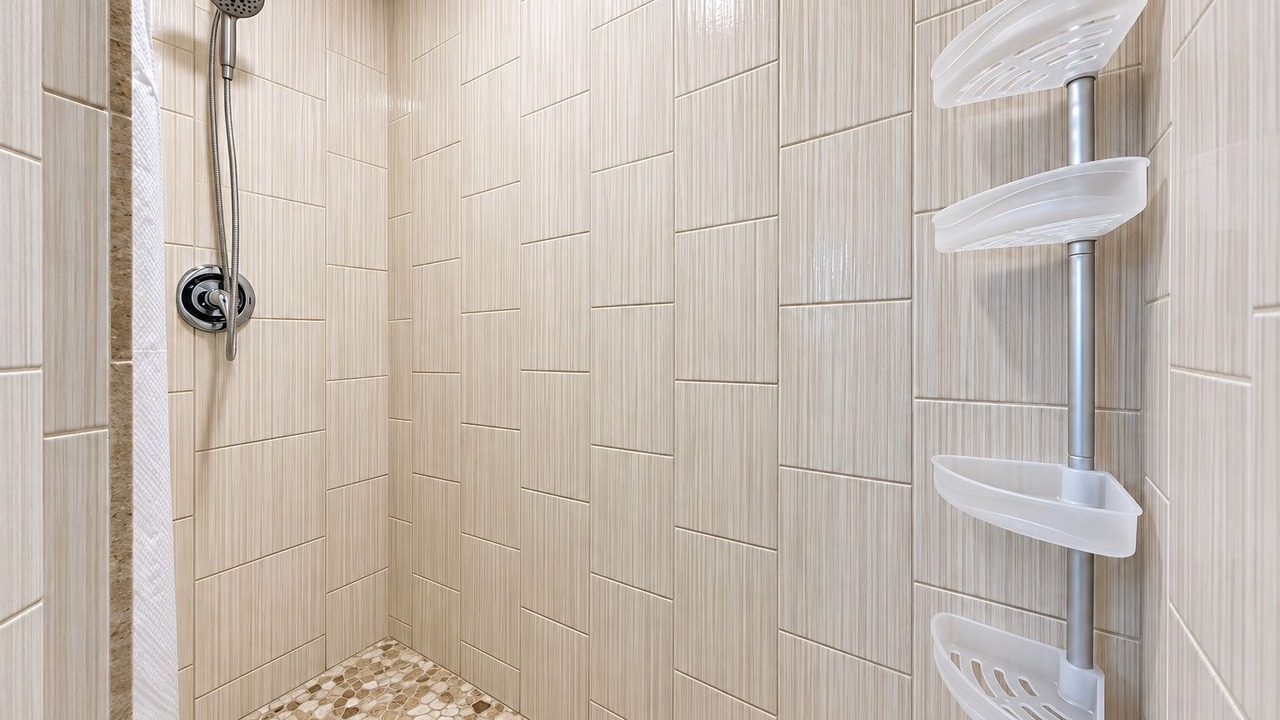 Photo of Bathroom in Red Hook